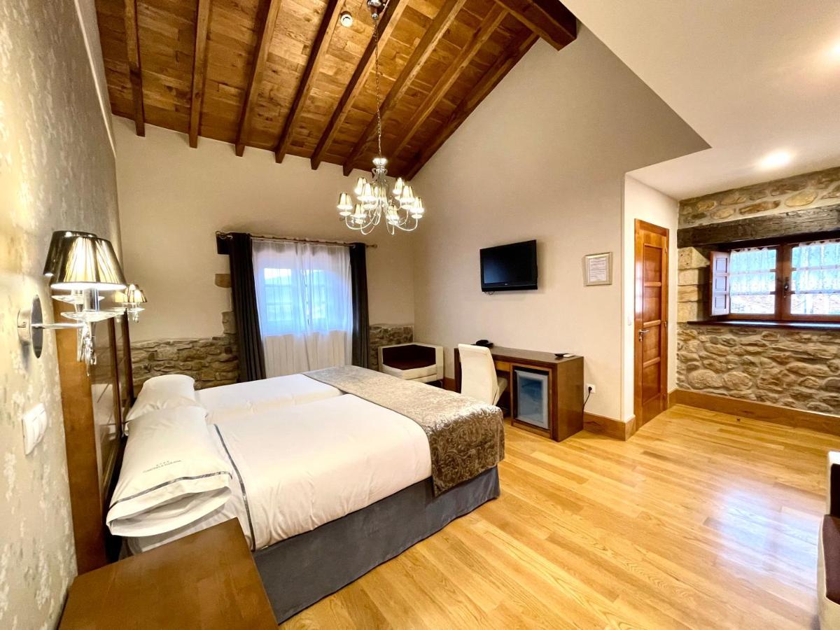 Akla Hotel Suites Valles Pasiegos Saro Екстериор снимка