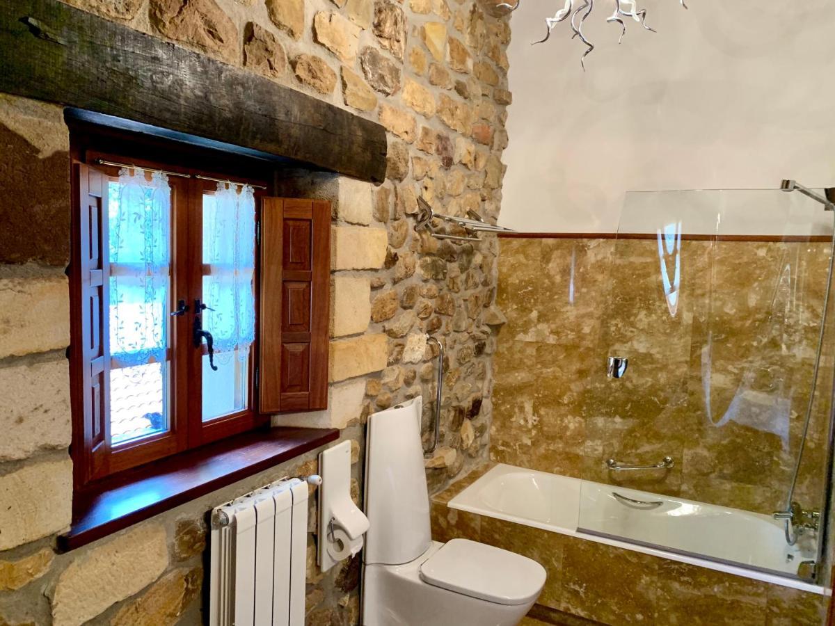 Akla Hotel Suites Valles Pasiegos Saro Екстериор снимка