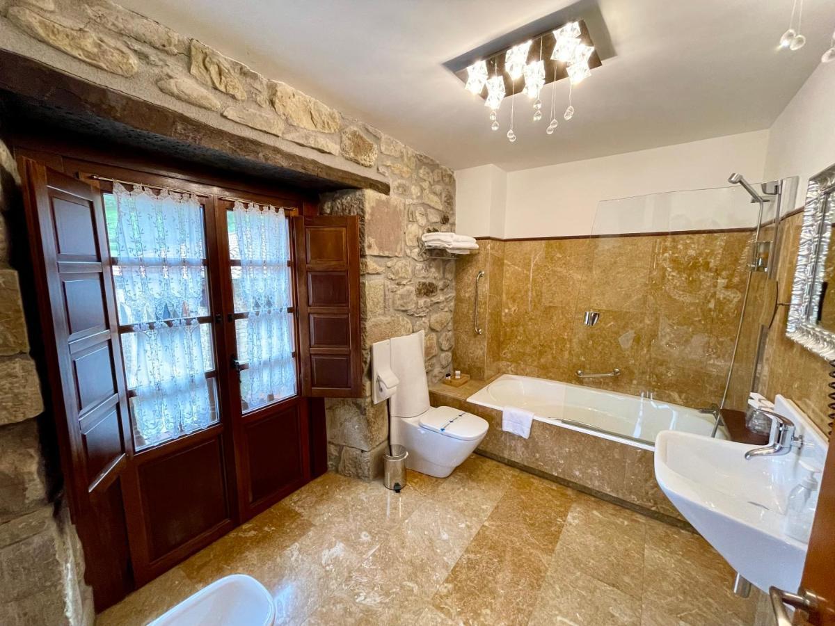 Akla Hotel Suites Valles Pasiegos Saro Екстериор снимка