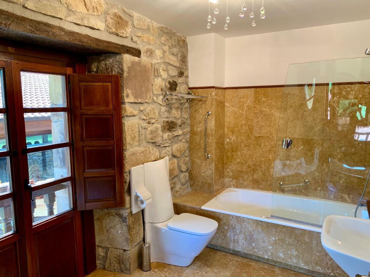 Akla Hotel Suites Valles Pasiegos Saro Екстериор снимка